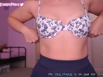 girl cam all day evelynpiers image #2130144