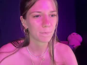 girl cam all day oliviahansleyy image #9596521