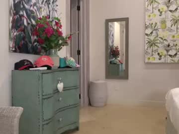 girl cam all day island_peach image #7741643