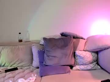 girl cam all day venus_oats image #3350371