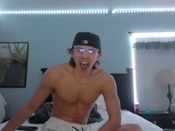 man cam all day sticky_soc image #5648137