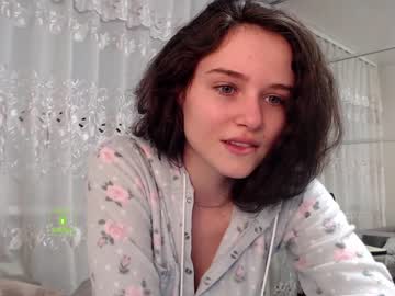 girl cam all day demurelixir image #283172