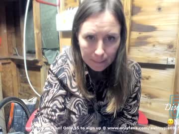 girl cam all day eatmypie69 image #1113935