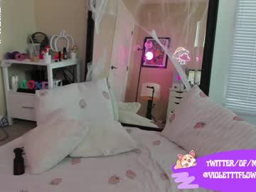 girl cam all day violetttflowers image #2887938