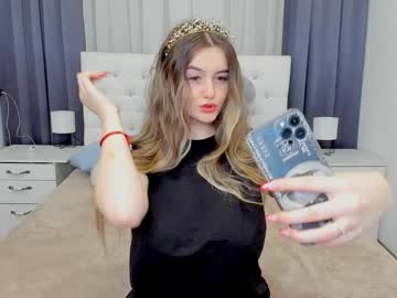girl cam all day emmika_ image #3825835