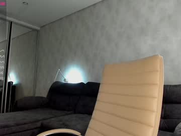 girl cam all day tia__moon image #1013825