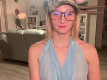 girl cam all day kaileeshy image #5325262