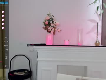 girl cam all day small_blondee image #2866118