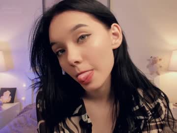 girl cam all day riskyproject image #3356529