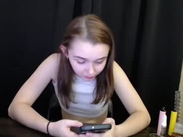 girl cam all day nomieturtles69 image #2709858