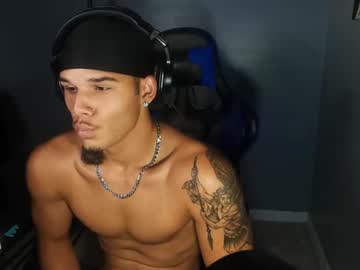 man cam all day kylewhitedgs image #5099574