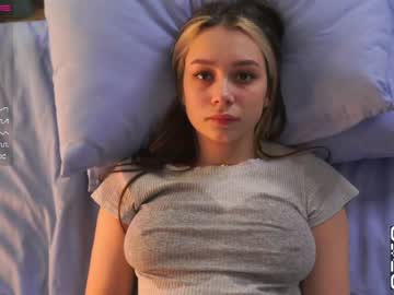 girl cam all day cinacramby image #4339947