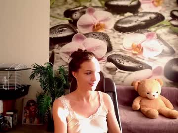 girl cam all day jennycutey image #1168562