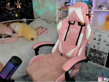 girl cam all day littleflufflepuff image #147709