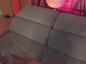 girl cam all day love_machine_ image #3510913