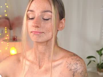 girl cam all day artease image #5923492