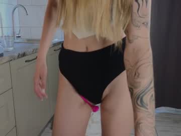 girl cam all day anitaholmes image #7439086