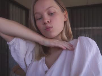 girl cam all day bibi_it_is image #3723034