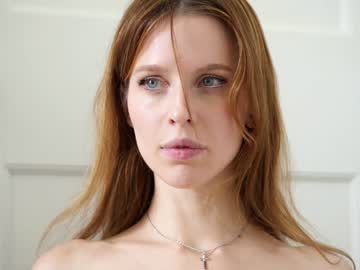 girl cam all day ellaa91 image #3654720