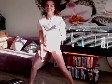 girl cam all day jennycutey image #1046368