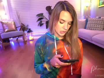 girl cam all day phoenix_taylor image #873997
