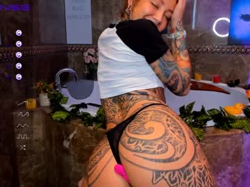 girl cam all day nickyneck image #2224033