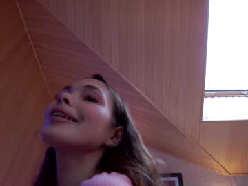 girl cam all day immature_babyy image #1996358