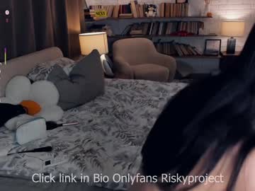 girl cam all day riskyproject image #9499714