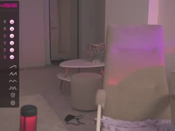 girl cam all day oki_dokie image #5033302