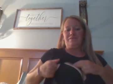 girl cam all day wetmilf610 image #2330850