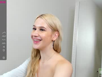 girl cam all day hailey_wells image #2694836