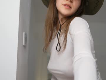 girl cam all day eli_sun image #6475286
