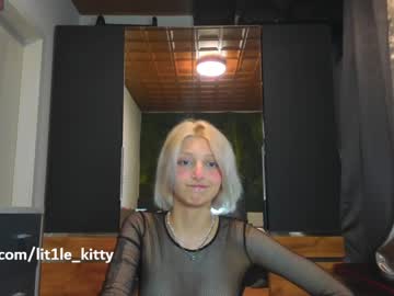 girl cam all day lit1le_kitty_ image #3782615