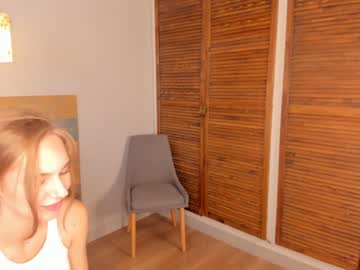 girl cam all day kellanflowers image #5289908
