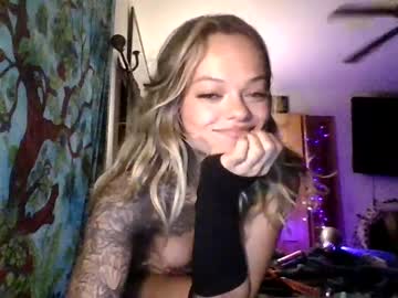 girl cam all day teddysky69 image #9696234