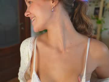 girl cam all day eli_sun image #9583403