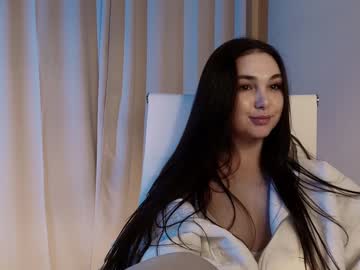 girl cam all day hollyextra image #9491159