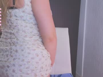 girl cam all day dreamsweetgirl image #7622143