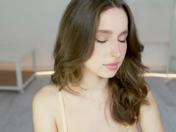 girl cam all day silent_chill image #7188937