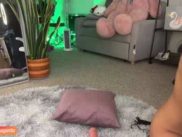 girl cam all day sweet_littleee image #9036750