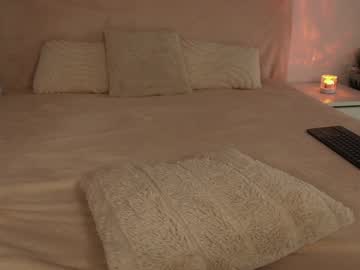 girl cam all day funny_to_see_you_here image #9020131