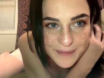 girl cam all day bellabubblezz image #2824763
