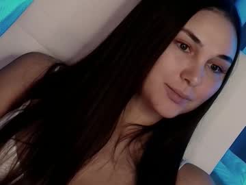 girl cam all day hollyextra image #8921997