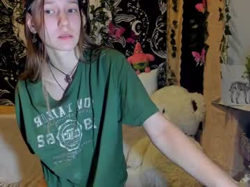 girl cam all day becky_luu_ image #6604137