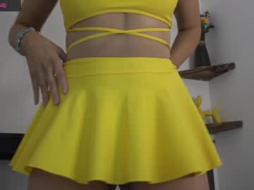 girl cam all day english_rose__ image #7564521