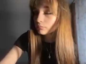 Cam for hollisconnett