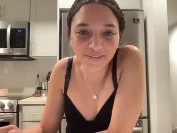 girl cam all day ittybity115598 image #3557446