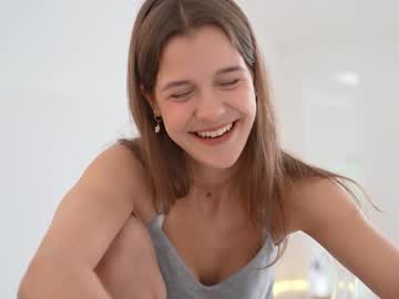 girl cam all day eli_sun image #6502036
