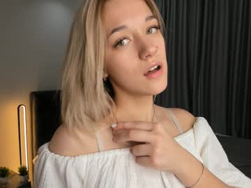 girl cam all day peggycaris image #8668318