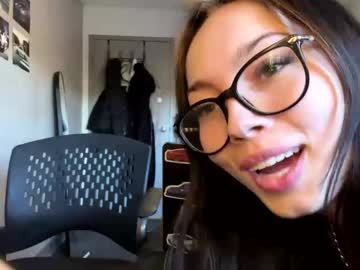 girl cam all day pprincesskyliee image #8792398